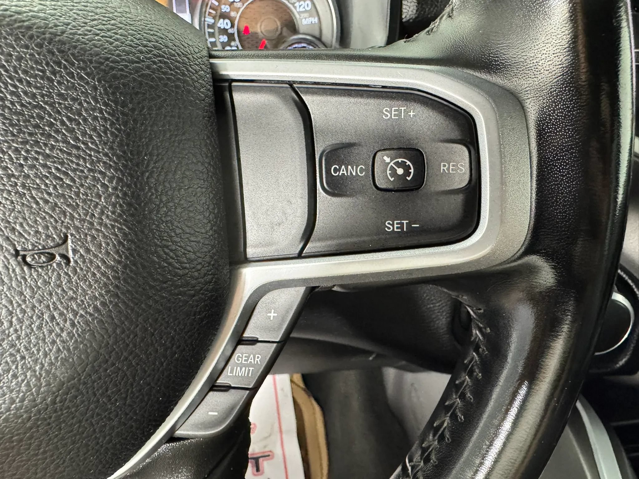 Used 2022 RAM 1500 Big Horn AWD/4WD image 16