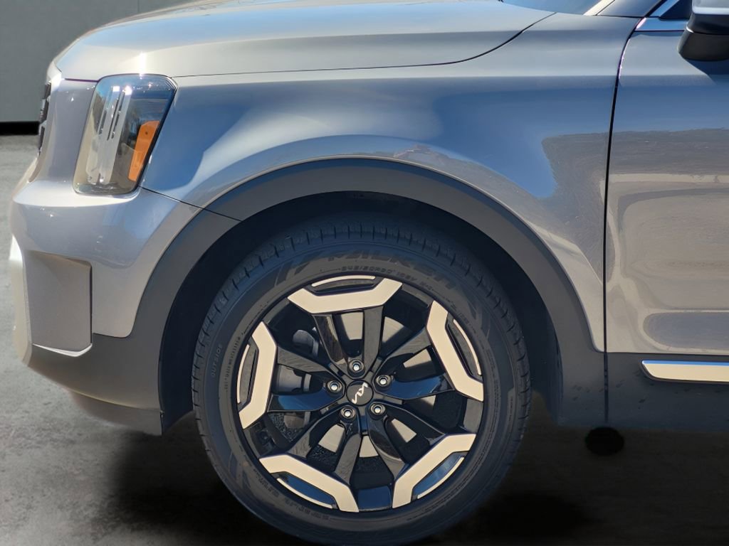 Used 2023 Kia Telluride S AWD/4WD image 27