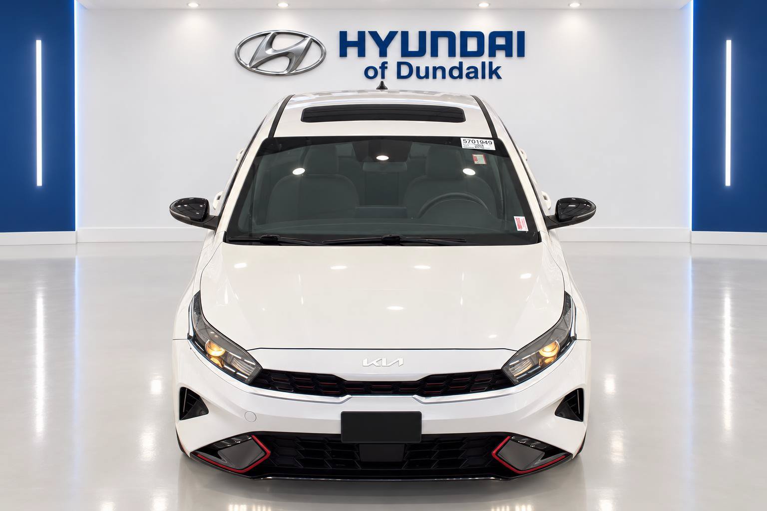 Used 2022 Kia Forte GT-Line w/ GT-Line Premium Package FWD image 5