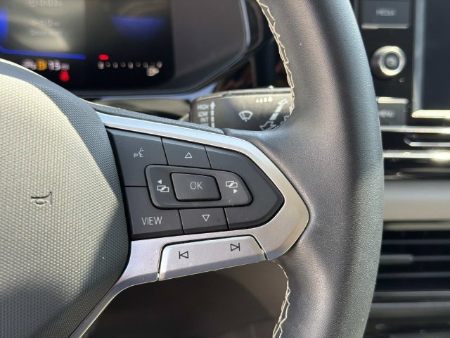 Certified 2023 Volkswagen Taos S FWD image 19