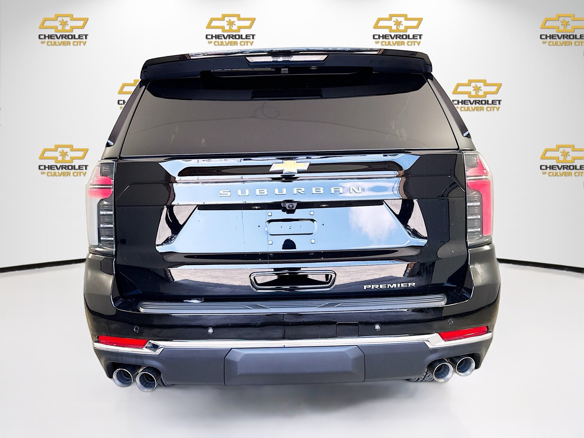 New 2026 Chevrolet Suburban Premier RWD image 7