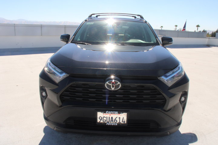 Used 2023 Toyota RAV4 XLE Premium FWD image 7