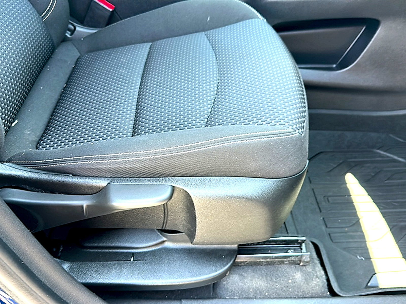 Used 2022 GMC Terrain SLE w/ Driver Convenience Package FWD image 25