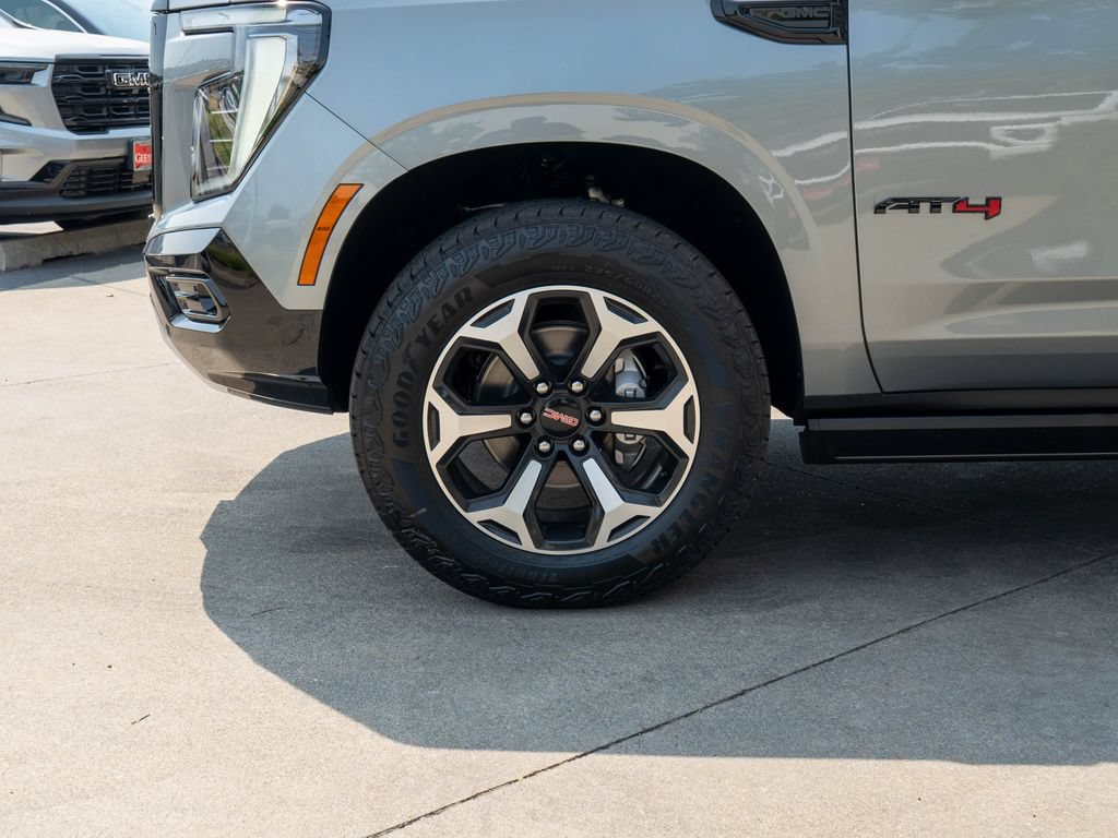 New 2026 GMC Yukon AT4 w/ AT4 Premium Plus Package AWD/4WD image 32