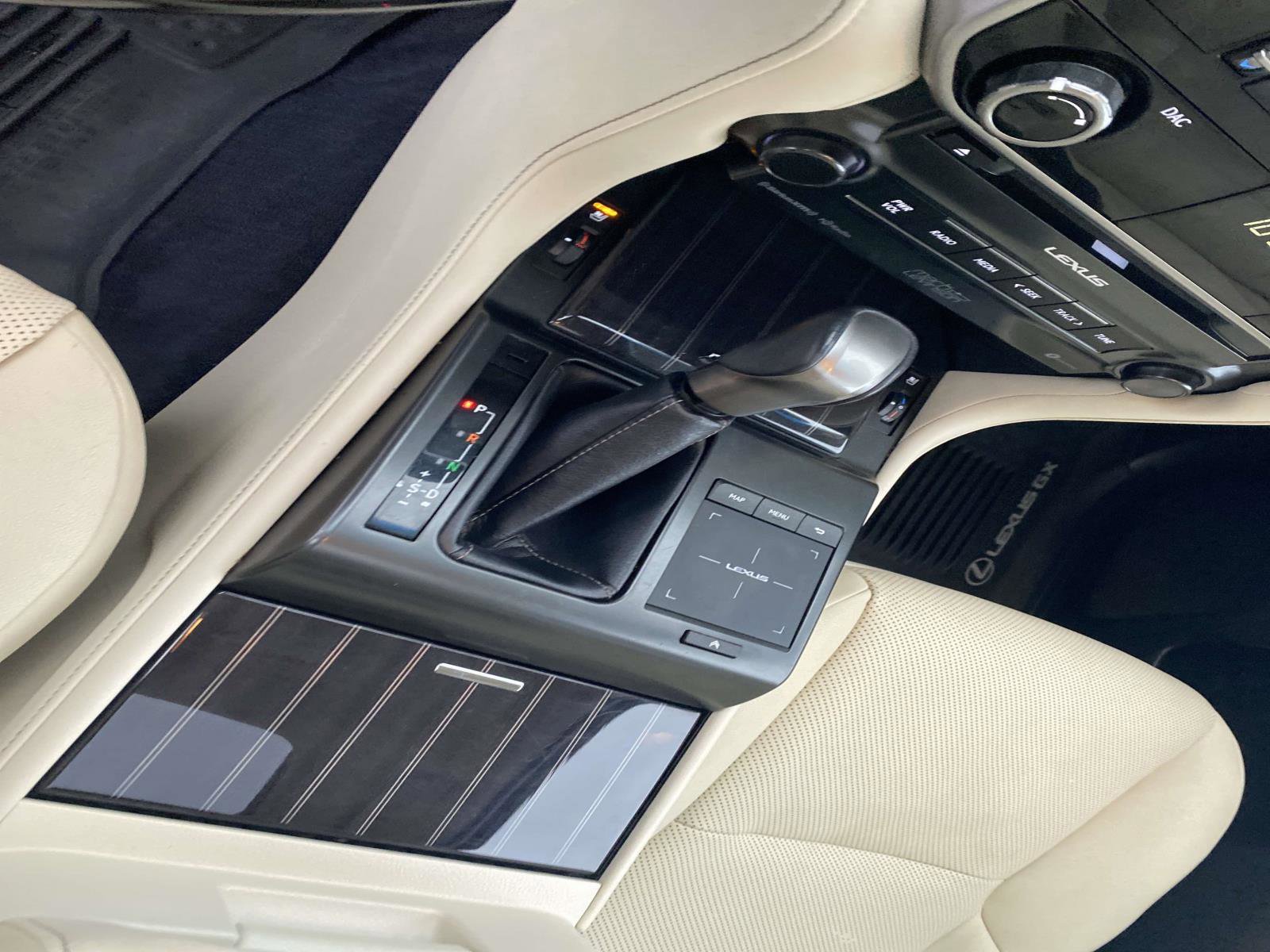 Used 2022 Lexus GX 460 Premium image 24