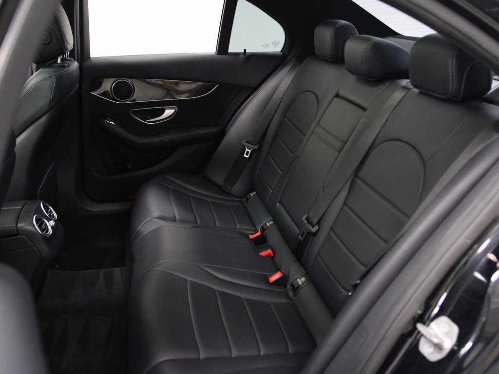 Used 2018 Mercedes-Benz C 300 4MATIC Sedan image 20