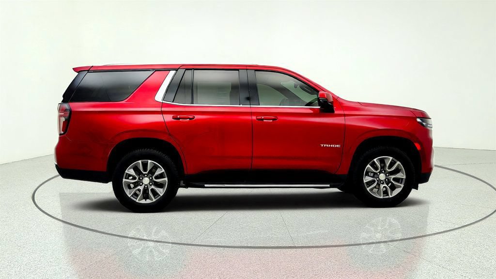 Used 2022 Chevrolet Tahoe LT w/ Luxury Package AWD/4WD image 4