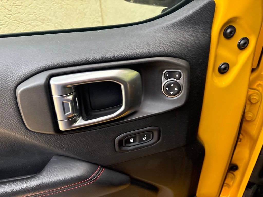 Used 2019 Jeep Wrangler Unlimited Rubicon AWD/4WD image 10