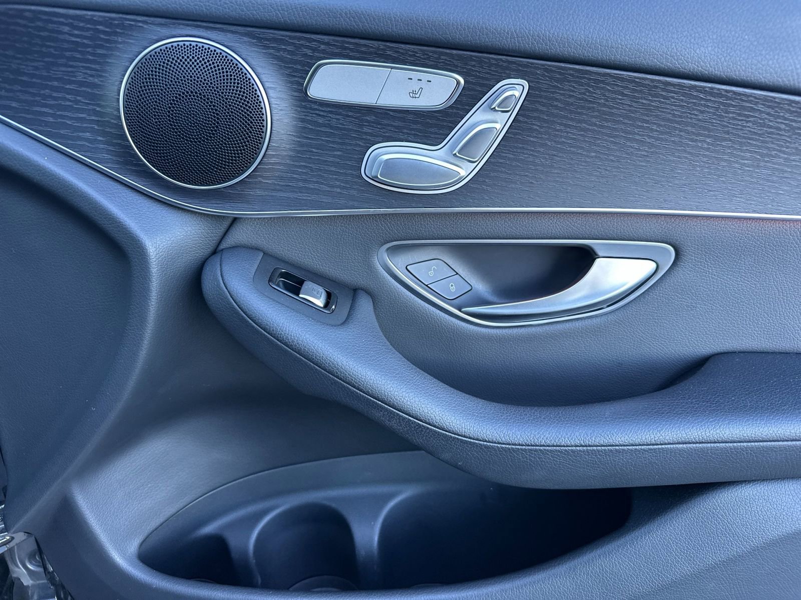 Certified 2022 Mercedes-Benz GLC 300 image 19