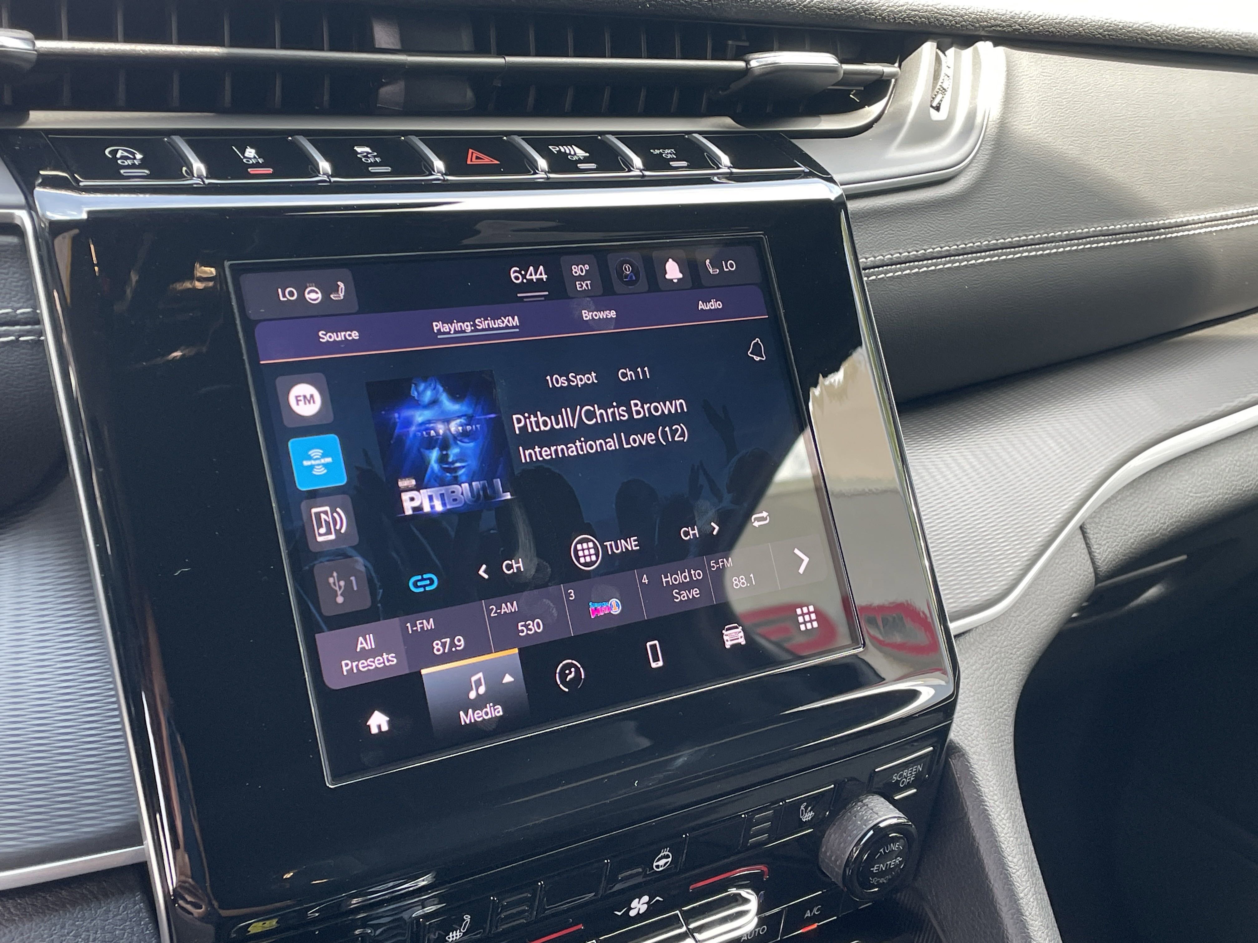 New 2025 Jeep Grand Cherokee L Altitude image 21