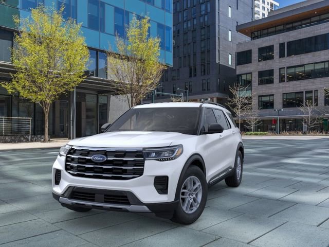 New 2025 Ford Explorer Active image 2