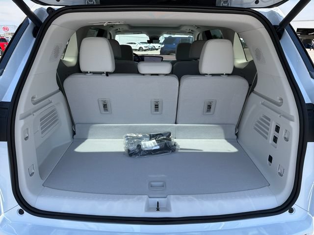 New 2026 Buick Enclave Avenir w/ Super Cruise Package AWD/4WD image 24