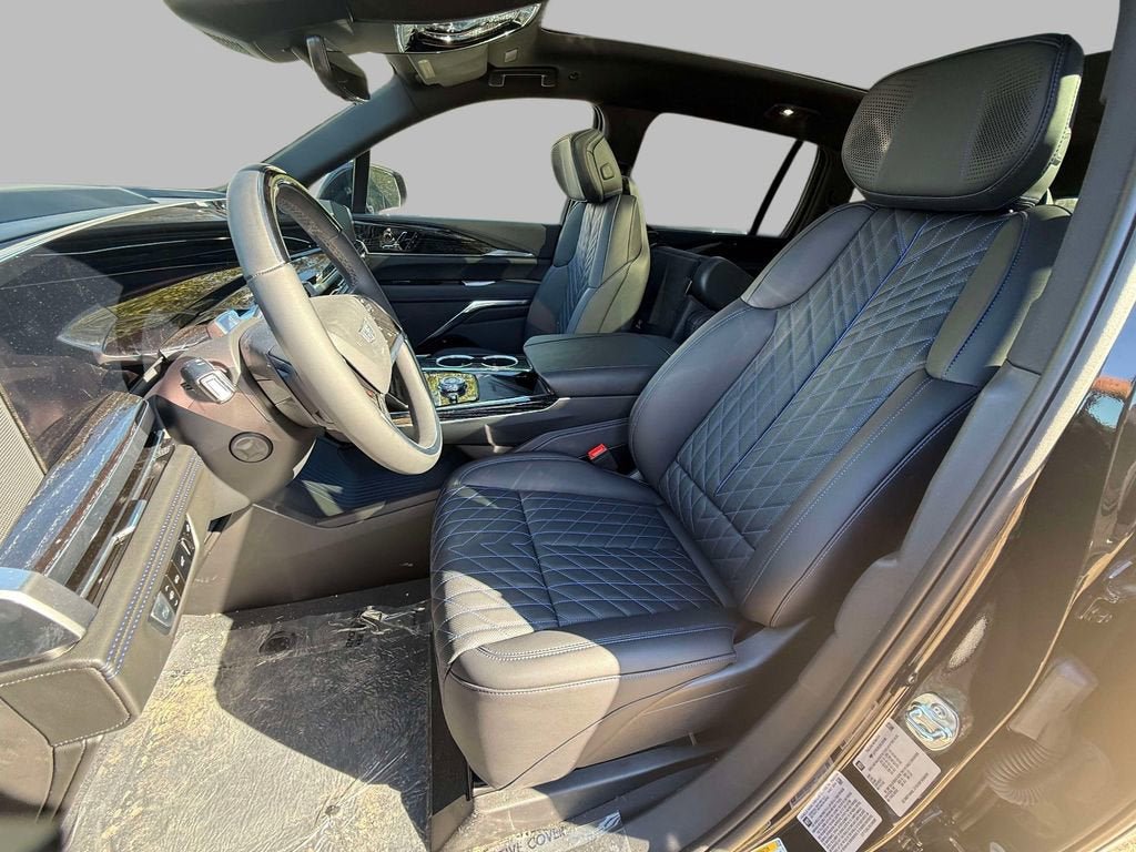 New 2025 Cadillac Escalade IQ Luxury 1 AWD/4WD image 2