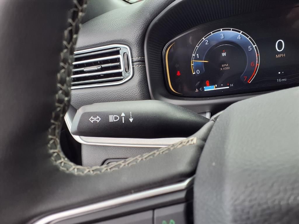 New 2025 Jeep Wagoneer 4WD w/ Convenience Group I image 22