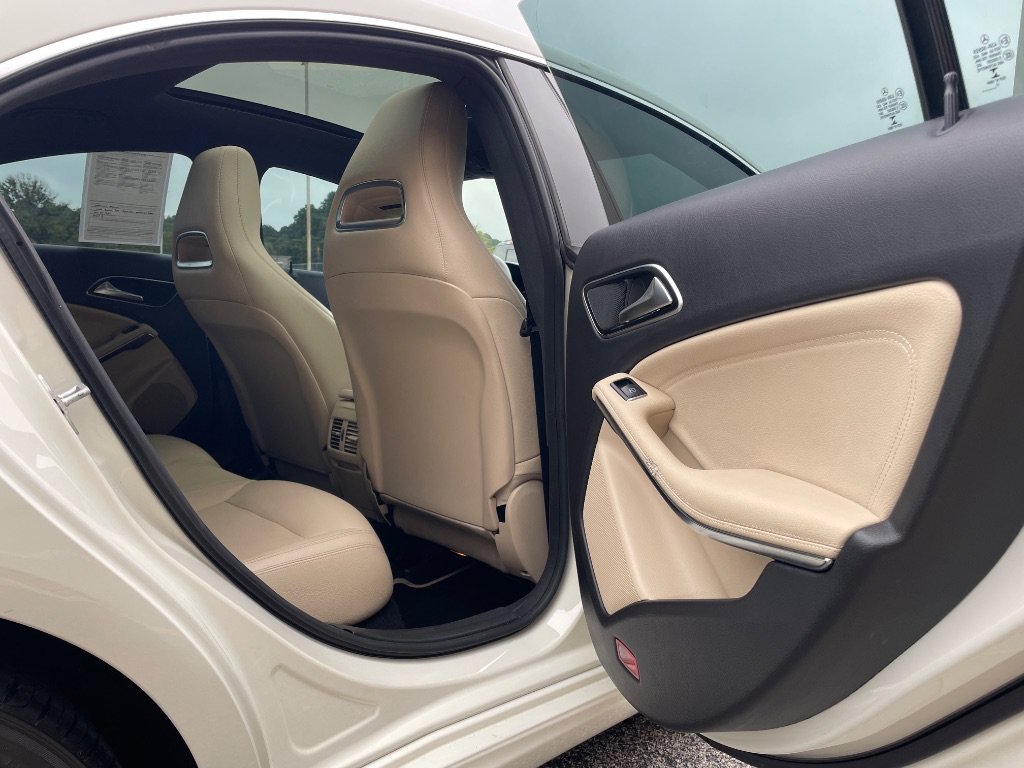 Used 2018 Mercedes-Benz CLA 250 image 18