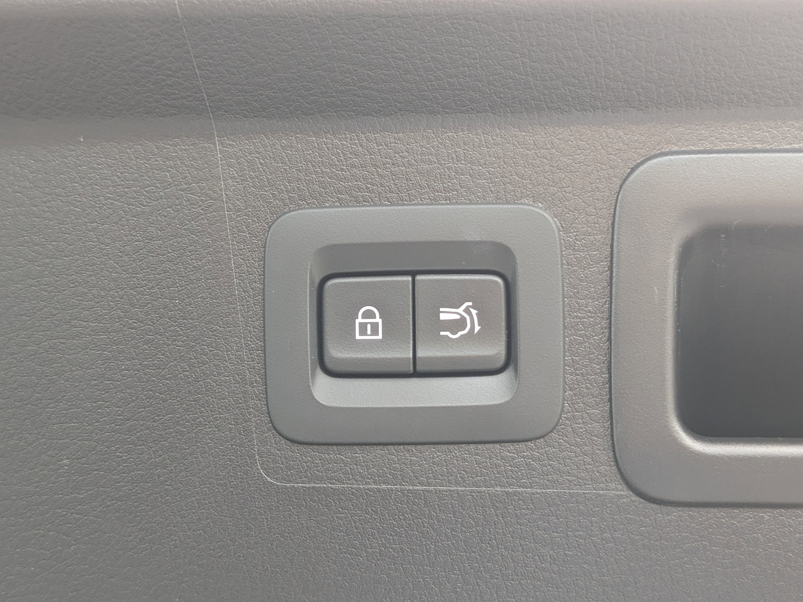 Used 2023 MAZDA CX-50 AWD 2.5 S w/ Cargo Package image 14