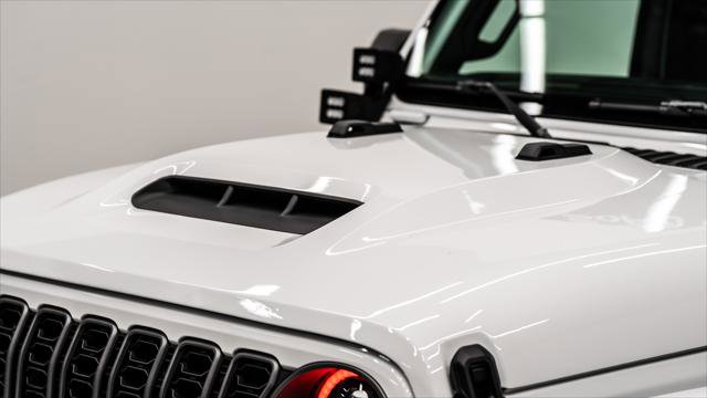 Used 2026 Jeep Gladiator Sport image 21