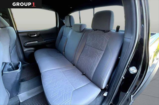 Certified 2019 Toyota Tacoma TRD Off-Road AWD/4WD image 21