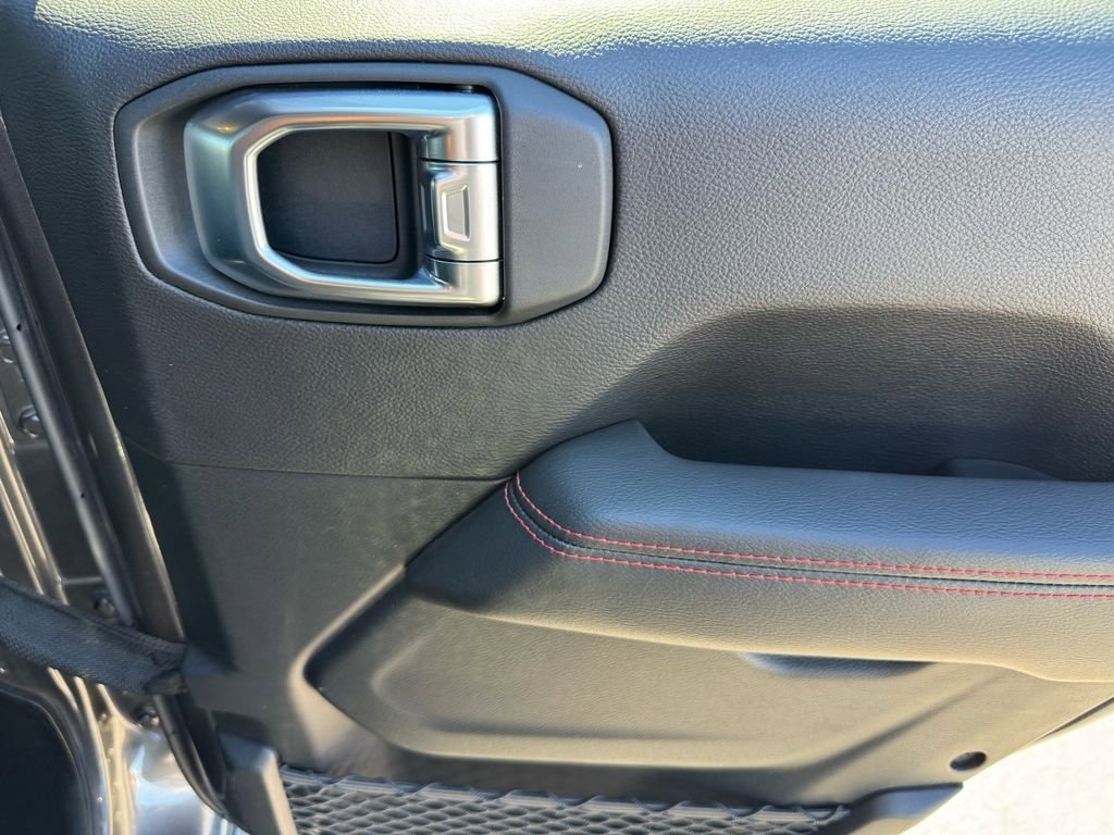 Used 2019 Jeep Wrangler Unlimited Rubicon AWD/4WD image 20