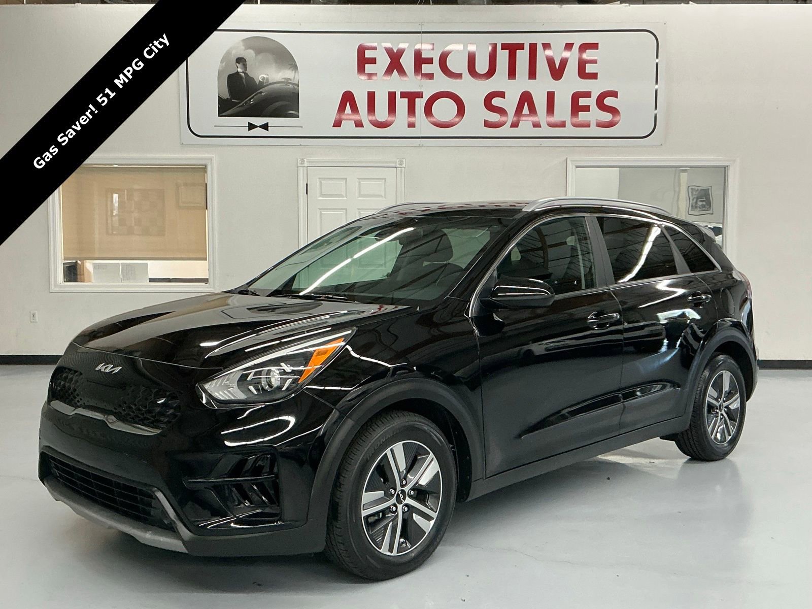 Used 2022 Kia Niro LXS w/ Digital Cluster Package image 1