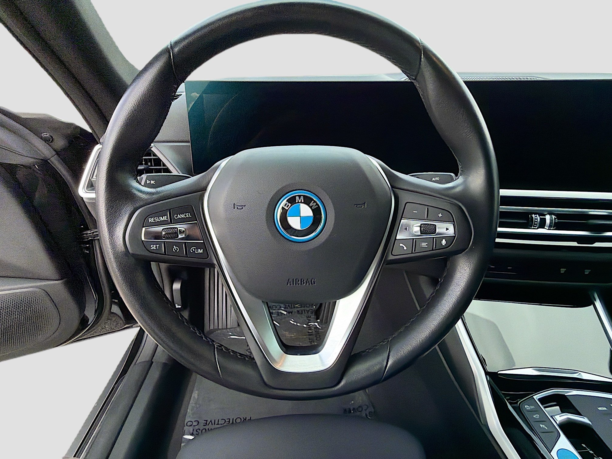 Used 2023 BMW i4 eDrive40 w/ Parking Assistance Package RWD image 38