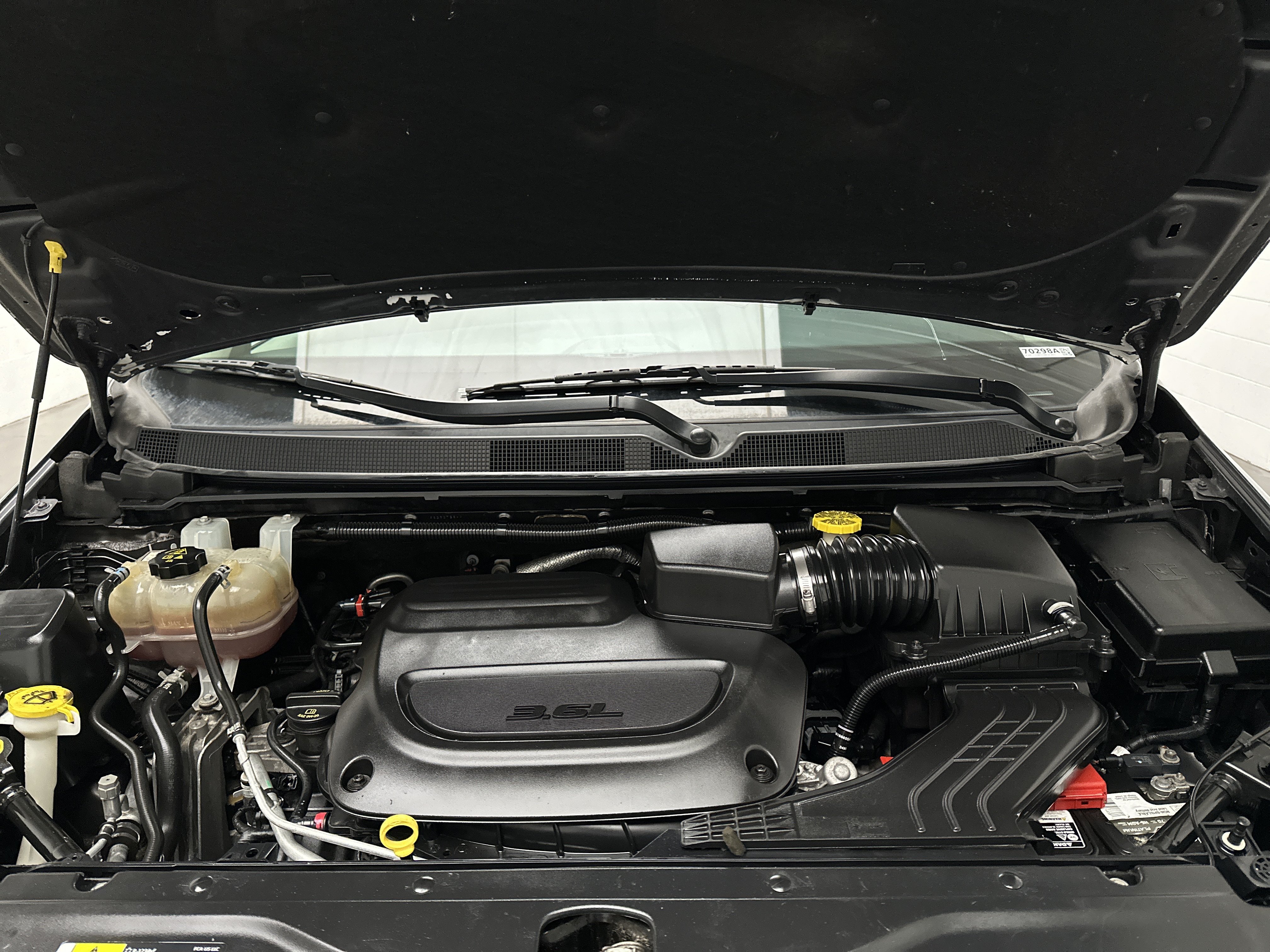 Used 2021 Chrysler Voyager LX FWD image 39