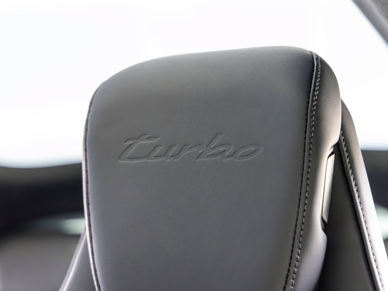 Certified 2024 Porsche Taycan Turbo AWD/4WD image 34