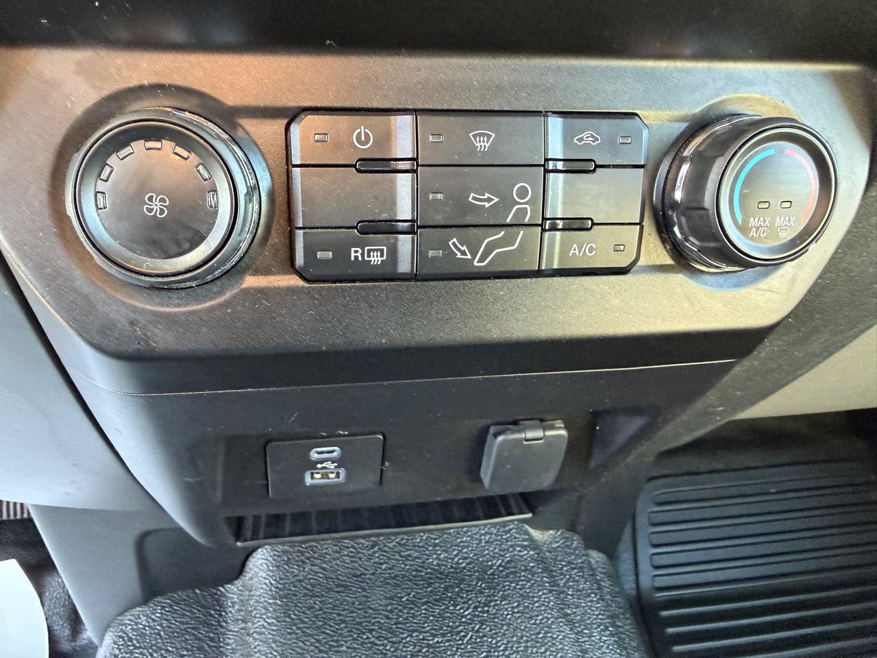 Used 2021 Ford F350 XL w/ STX Appearance Package AWD/4WD image 30