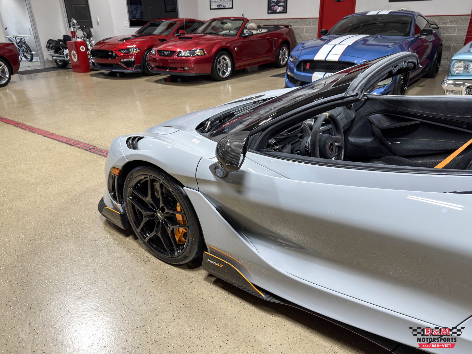 Used 2022 McLaren 765LT image 41