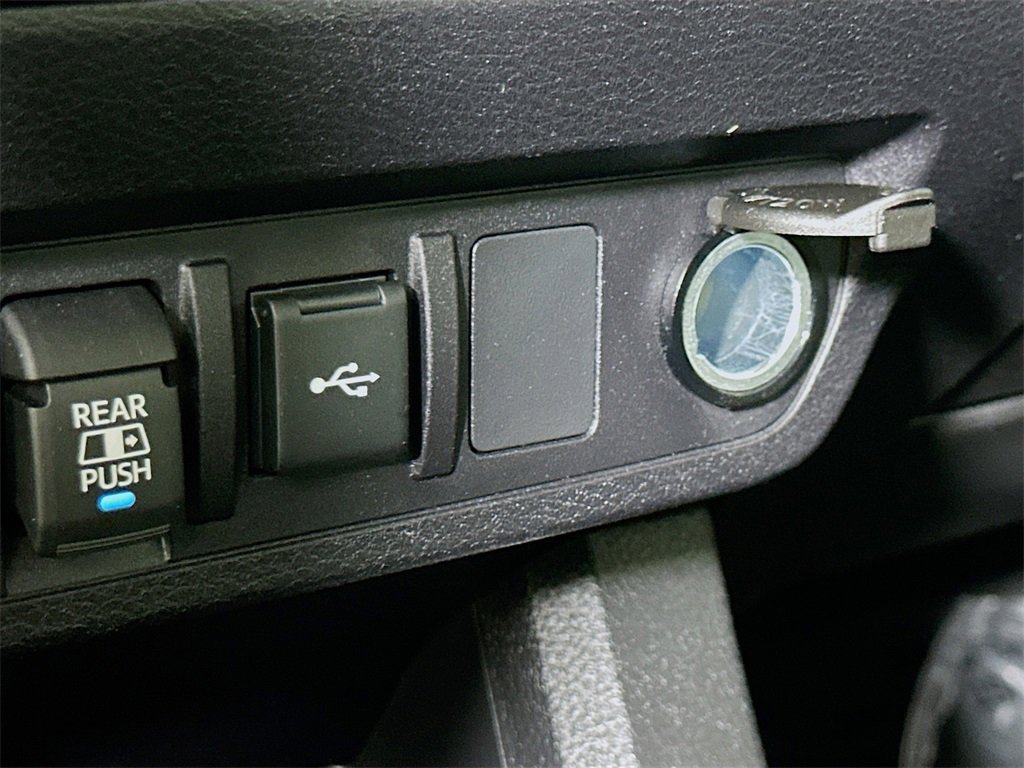 Used 2023 Toyota Tacoma SR5 image 29