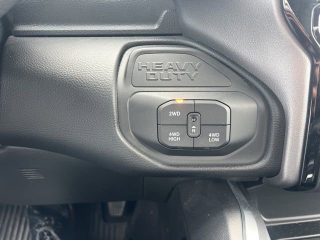 Used 2025 RAM 3500 Big Horn image 15