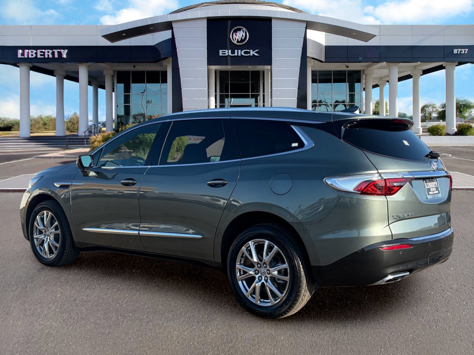 Used 2023 Buick Enclave Premium w/ Experience Buick Package AWD/4WD image 8