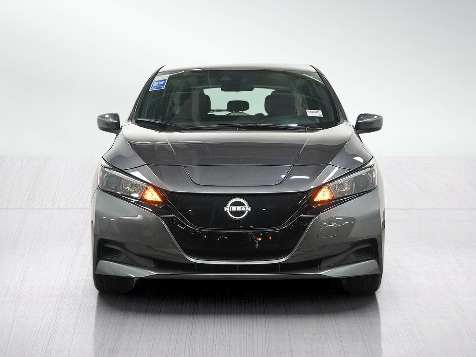 Used 2025 Nissan Leaf S FWD image 8