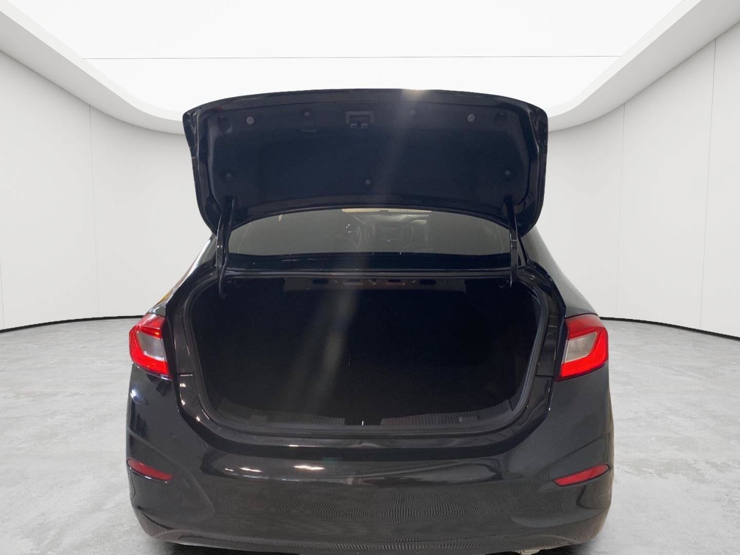 Used 2019 Chevrolet Cruze LT FWD image 29