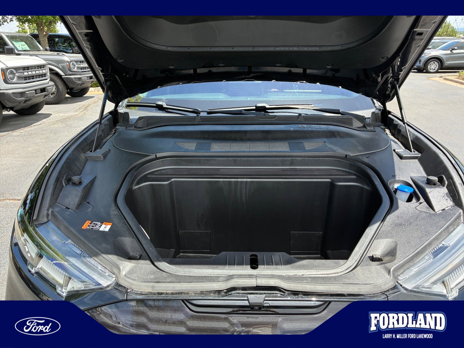 Used 2022 Ford Mustang Mach-E GT AWD/4WD image 21