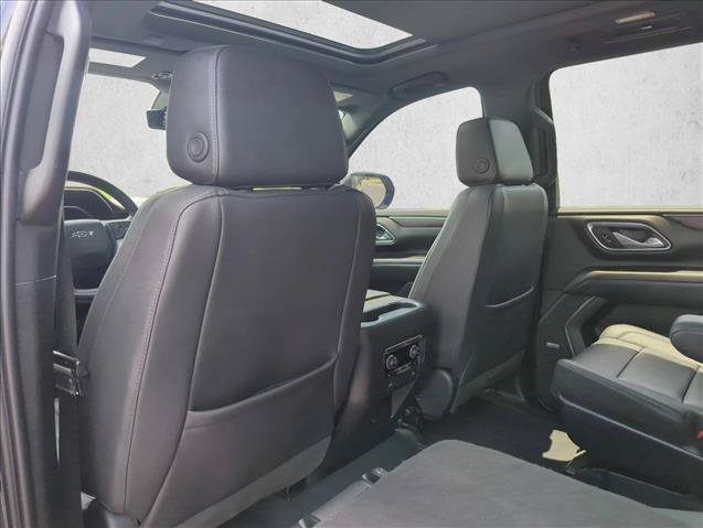 Used 2023 Chevrolet Suburban Z71 w/ Z71 Off-Road Package AWD/4WD image 19