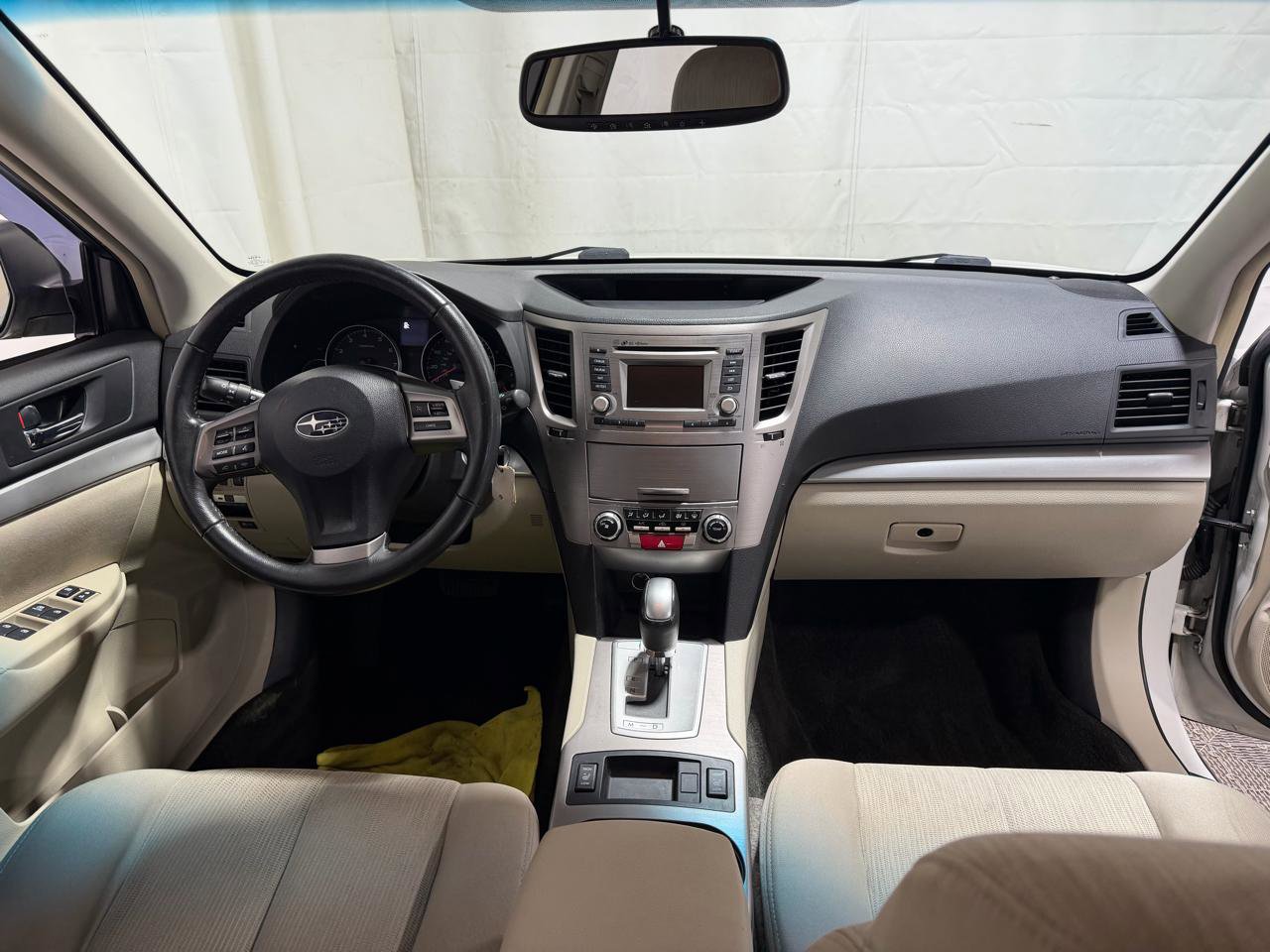 Used 2014 Subaru Outback 2.5i Premium AWD/4WD image 17