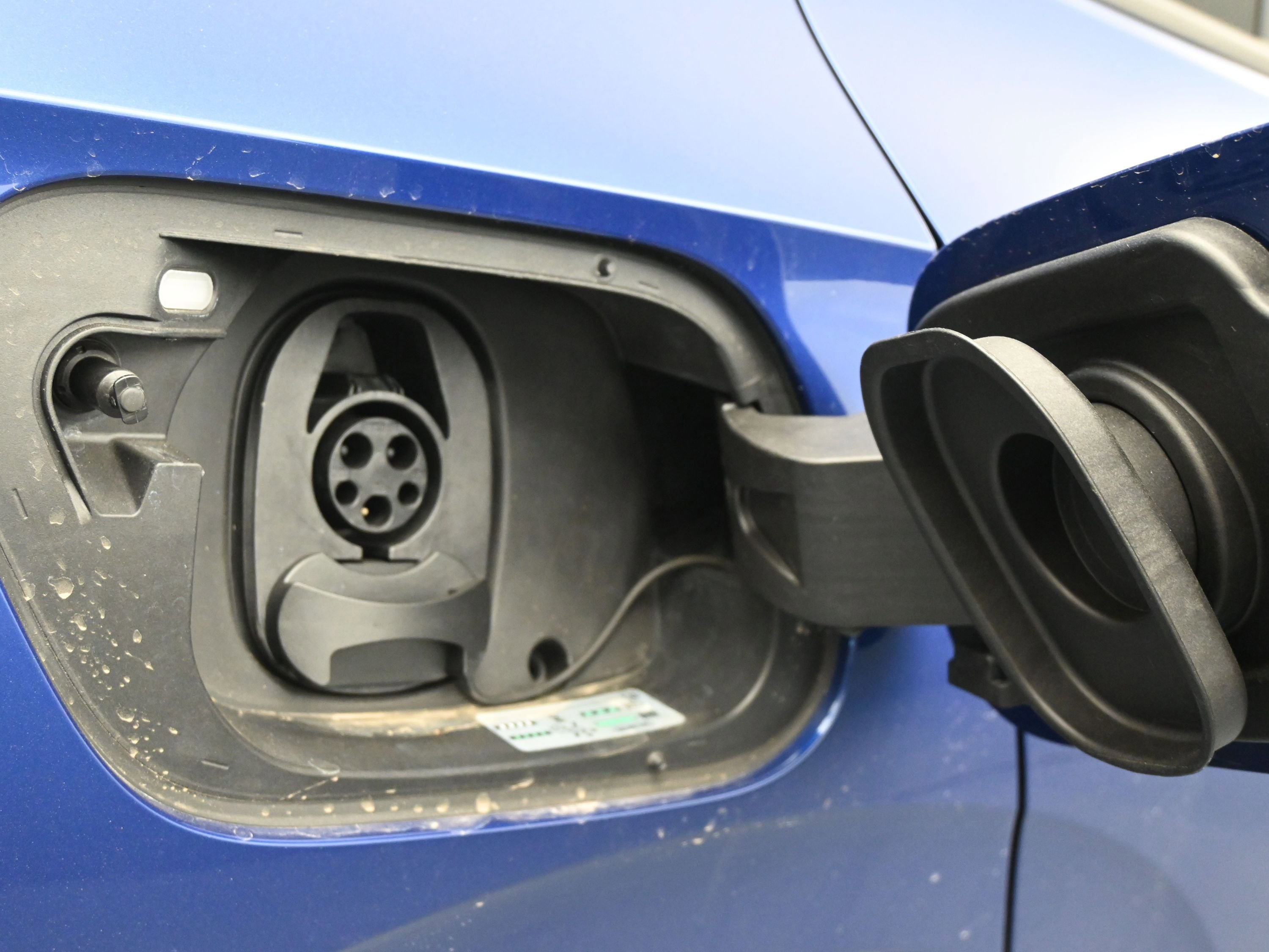 Used 2021 Volkswagen ID.4 Pro S image 44