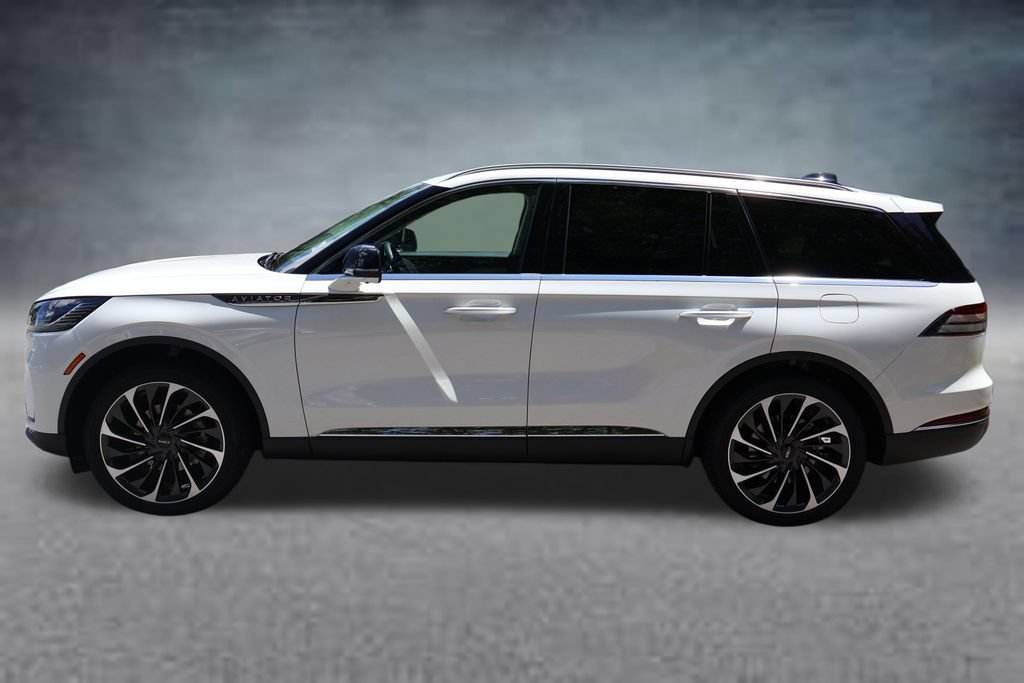 New 2026 Lincoln Aviator Reserve AWD/4WD image 4