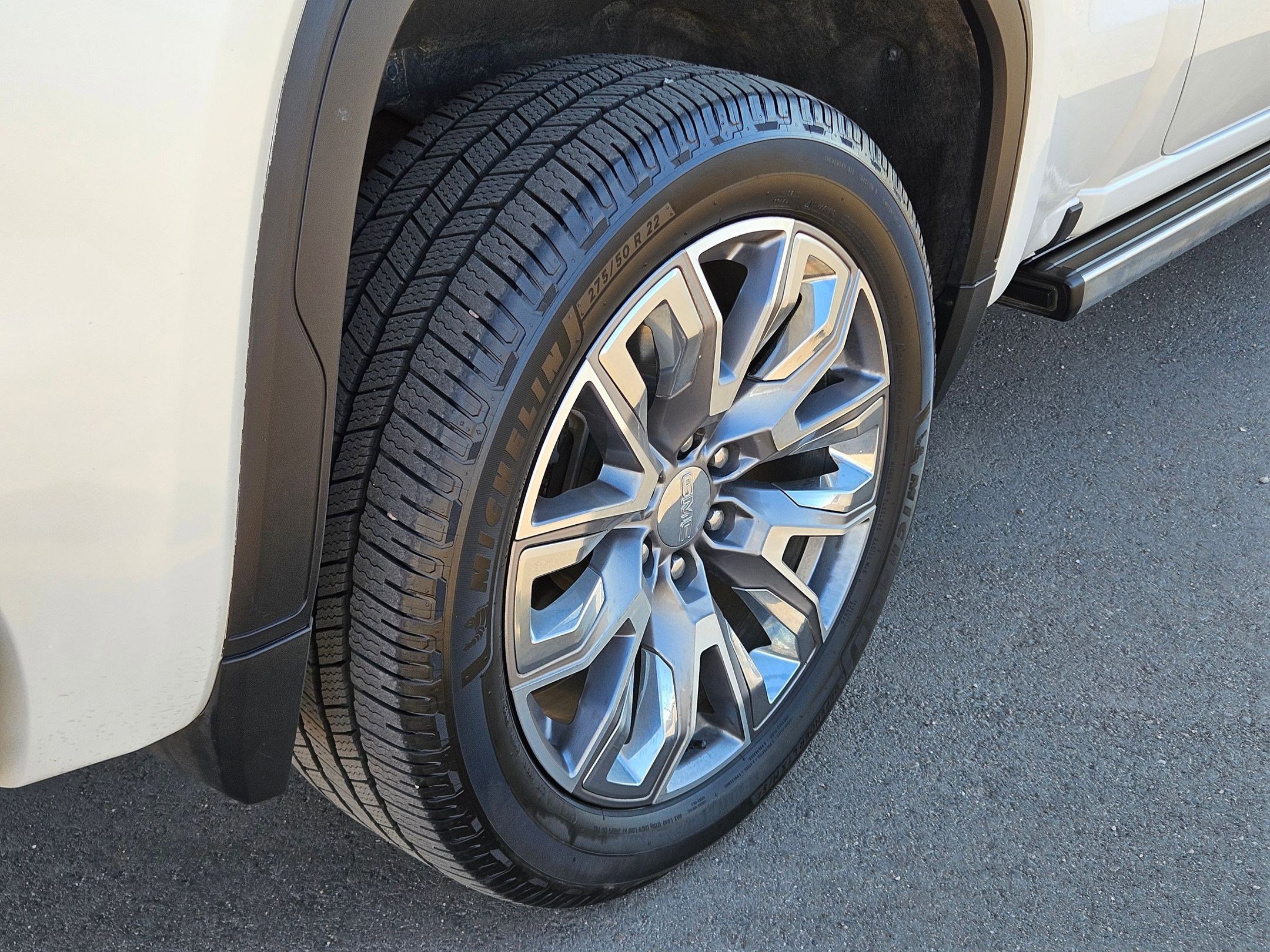 Used 2024 GMC Sierra 1500 Denali w/ Denali Reserve Package image 13