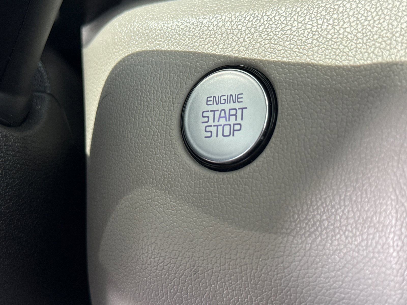 Certified 2024 Kia Sorento SX Prestige AWD/4WD image 23