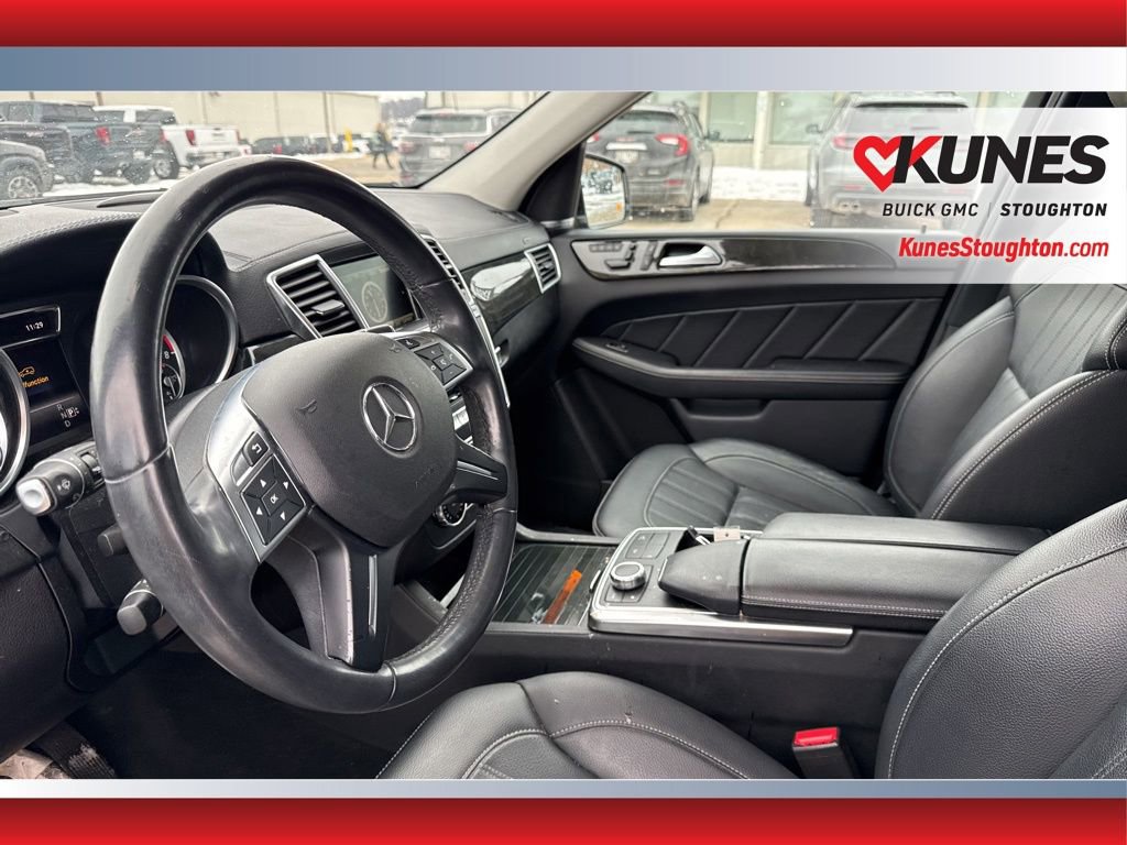 Used 2015 Mercedes-Benz GL 450 4MATIC image 21