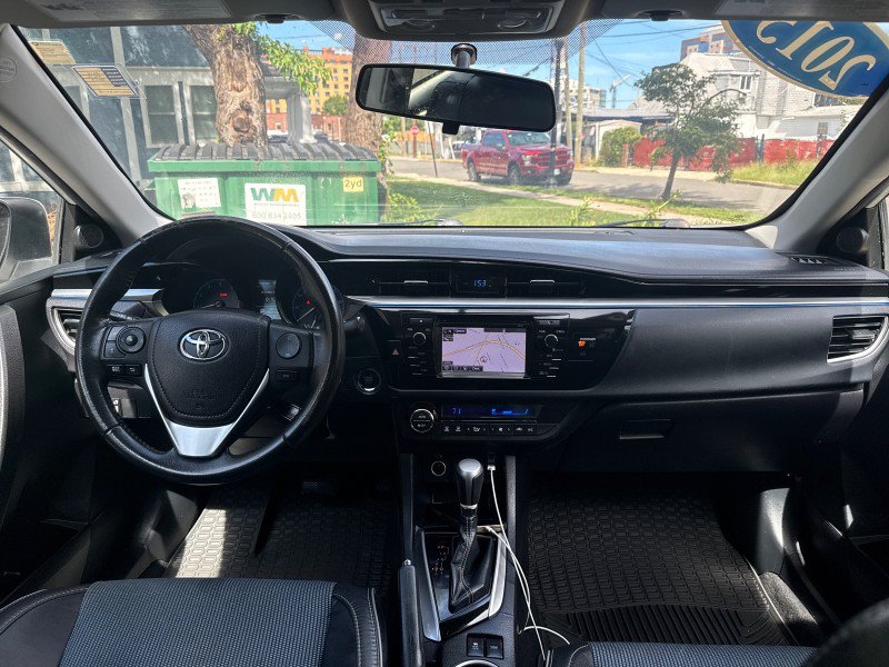 Used 2015 Toyota Corolla S w/ Driver Convenience Package FWD image 18
