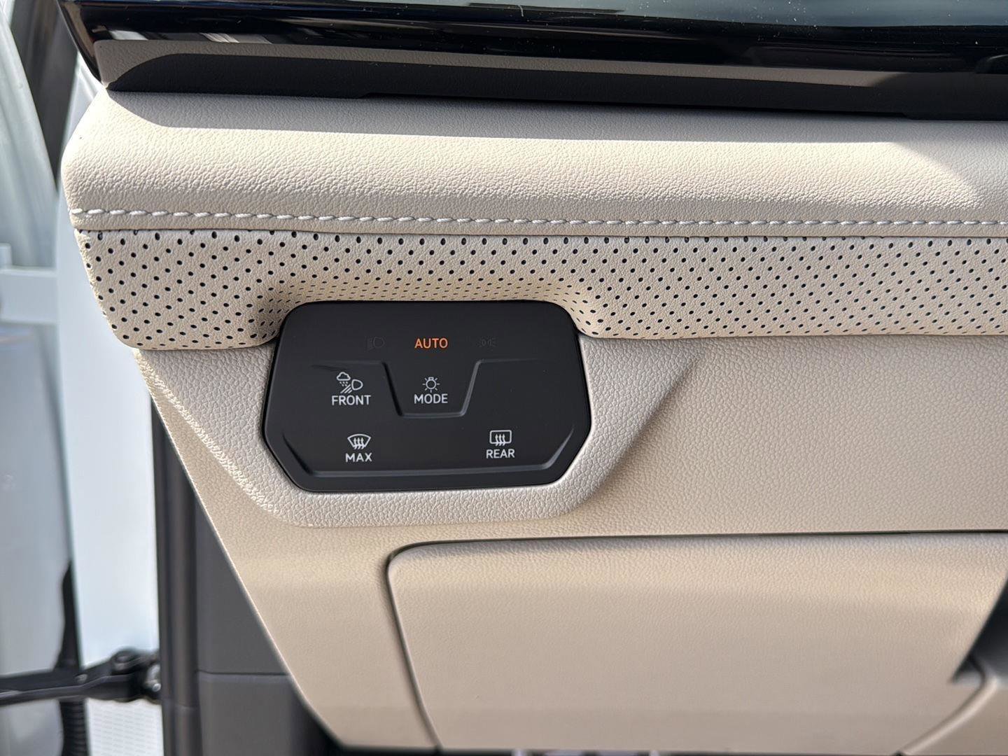 New 2026 Volkswagen Atlas SEL Premium R-Line image 15