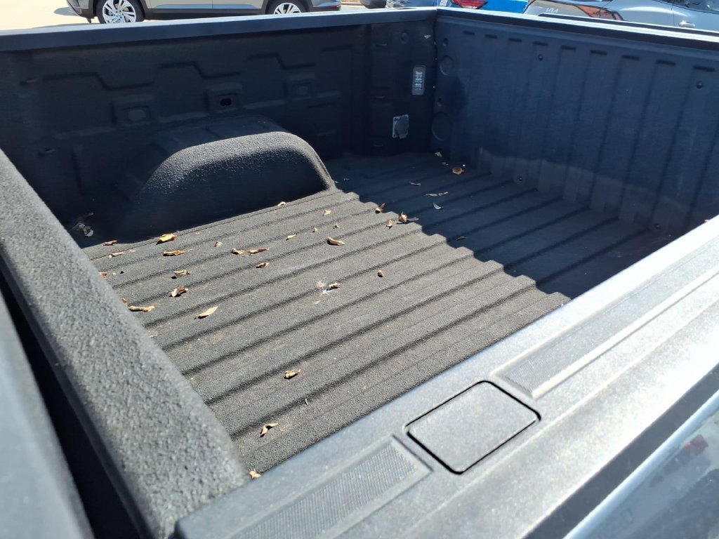 Used 2022 Chevrolet Silverado 1500 Custom w/ LPO, Dark Essentials Package RWD image 22