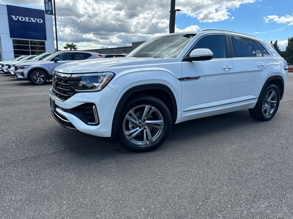 Used 2024 Volkswagen Atlas Cross Sport SEL R-Line