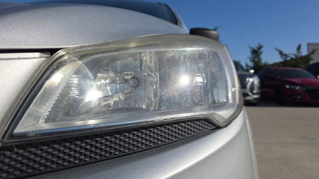 Used 2014 Ford Escape S FWD image 9