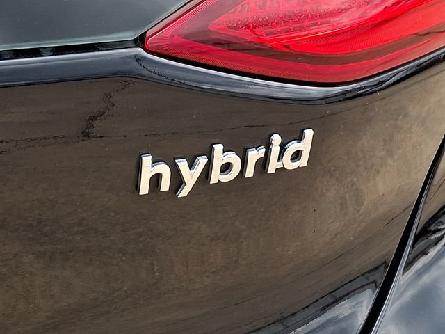Used 2018 Hyundai Ioniq Limited FWD image 32