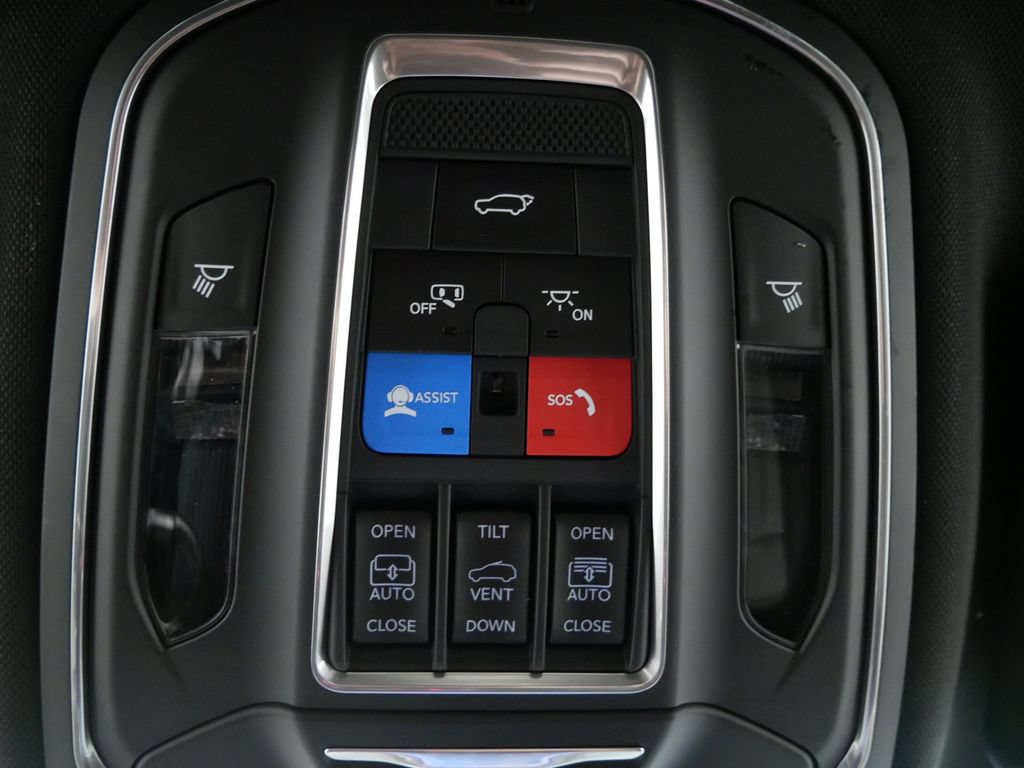 New 2027 Jeep Grand Cherokee Limited AWD/4WD image 28