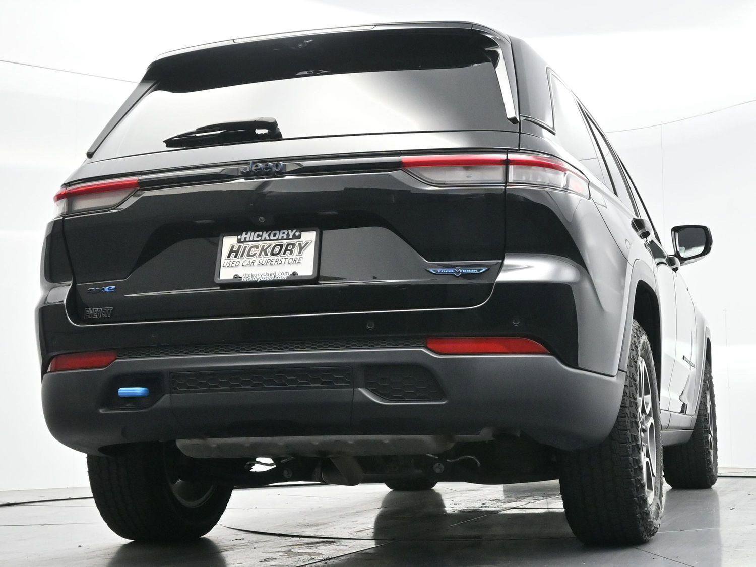 Used 2022 Jeep Grand Cherokee Trailhawk w/ Luxury Tech Group III AWD/4WD image 51